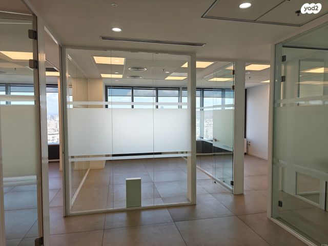 מודעת נכס, בני ברק