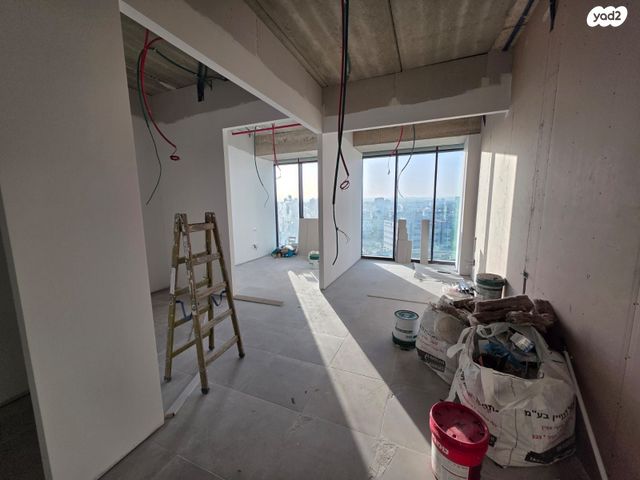 אלי הורוביץ 15