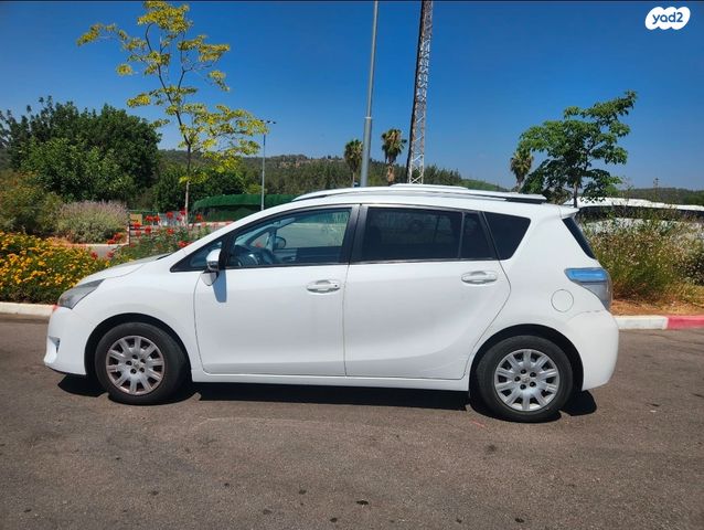 מודעת רכב טויוטה ורסו