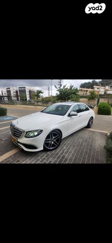 מודעת רכב מרצדס-בנץ E-class