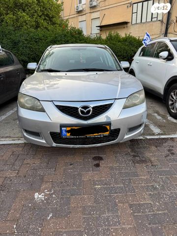 מודעת רכב מאזדה 3