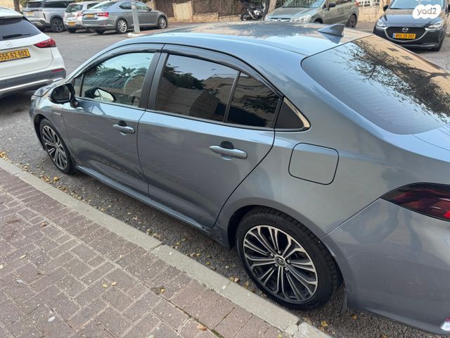 מודעת רכב טויוטה קורולה