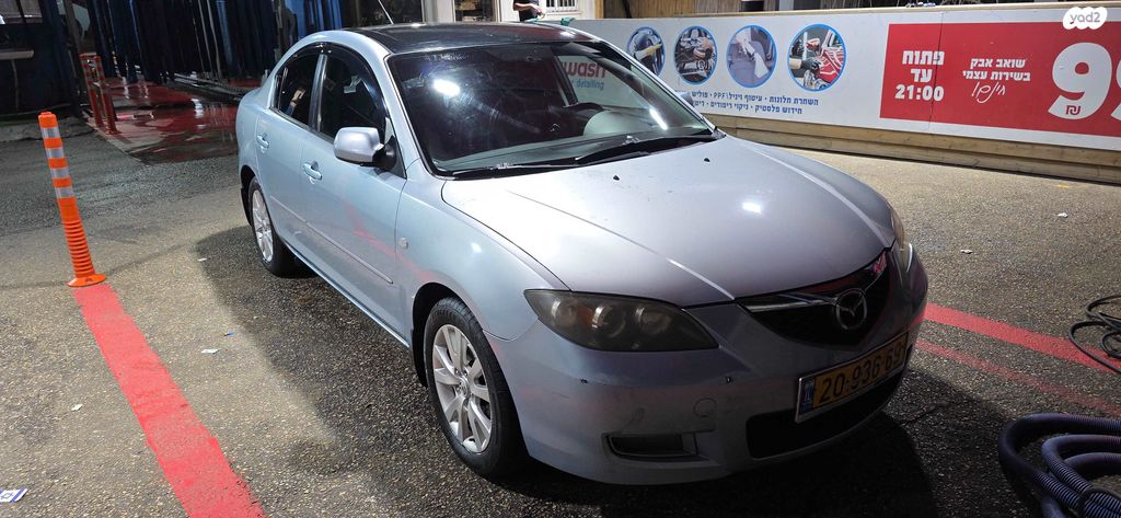 מודעת רכב מאזדה 3