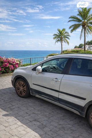 מודעת רכב סוזוקי קרוסאובר