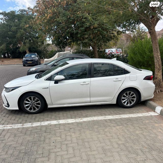 מודעת רכב טויוטה קורולה