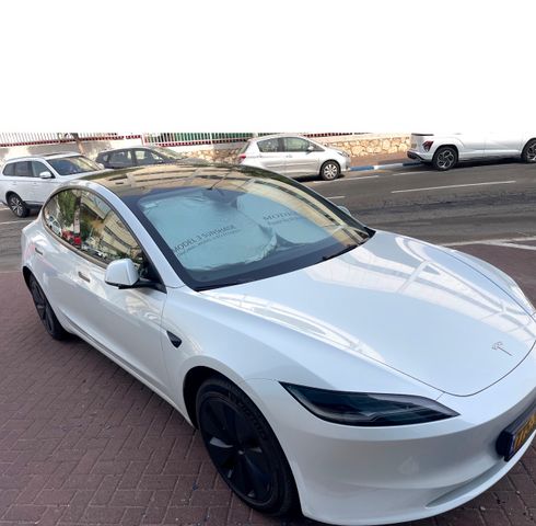 מודעת רכב טסלה מודל 3
