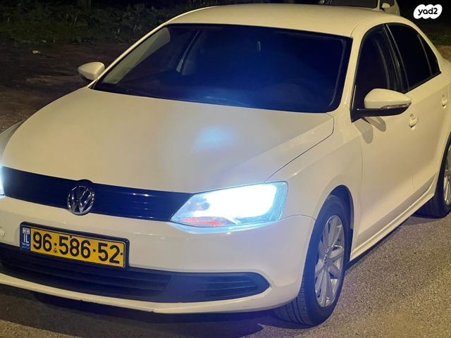 מודעת רכב פולקסווגן ג'טה 