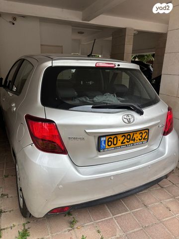 מודעת רכב טויוטה יאריס