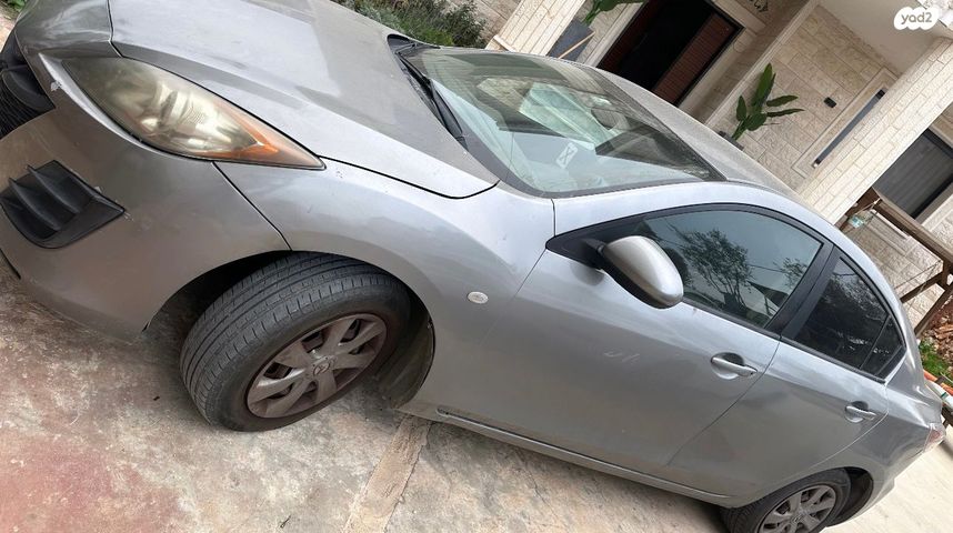 מודעת רכב מאזדה 3