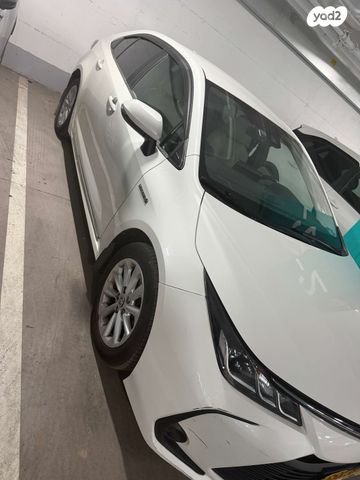 מודעת רכב טויוטה קורולה