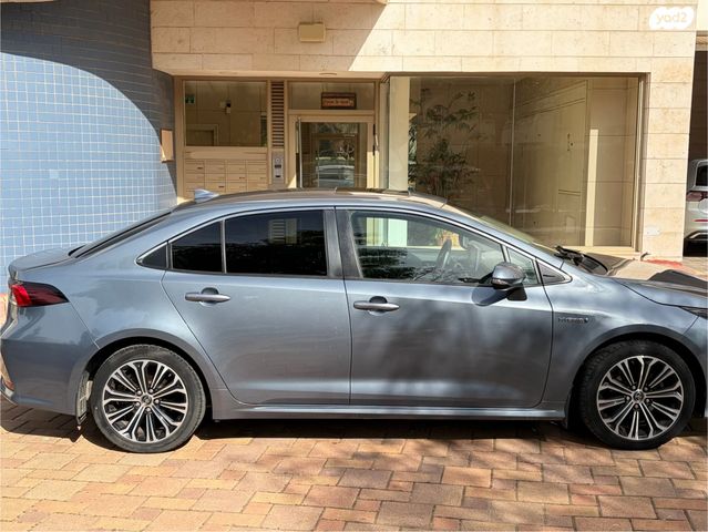 מודעת רכב טויוטה קורולה