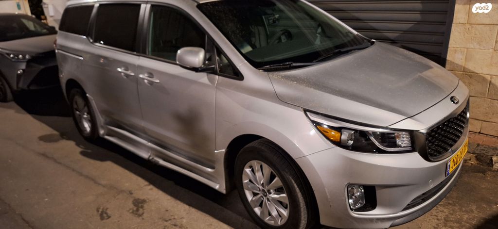 מודעת רכב קיה קרניבל