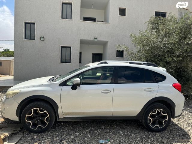 מודעת רכב סובארו XV