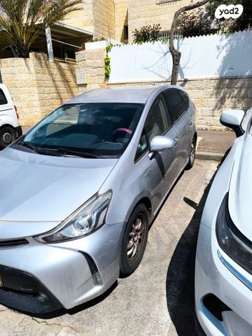 מודעת רכב טויוטה פריוס פלוס