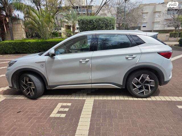 מודעת רכב בי.ווי.די אטו 3