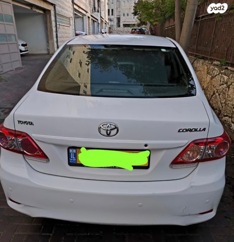 מודעת רכב טויוטה קורולה