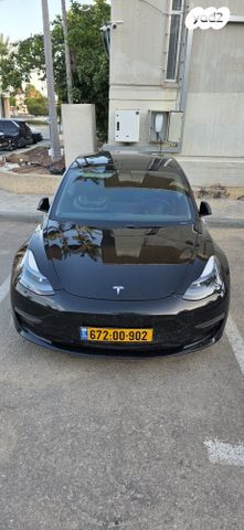מודעת רכב טסלה מודל 3