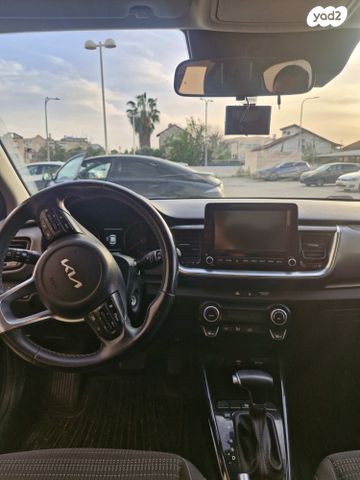 מודעת רכב קיה סטוניק