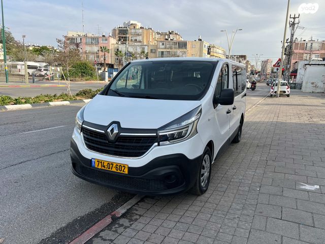 מודעת רכב רנו טראפיק 2