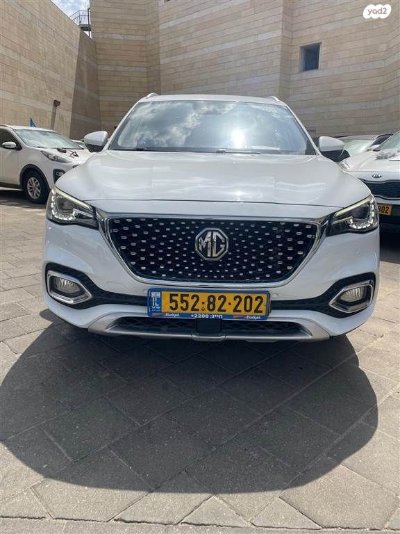 מודעת רכב אם ג'י EHS PHEV
