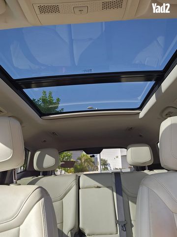 מודעת רכב קאדילק XT6 3