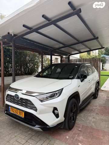 מודעת רכב טויוטה RAV4