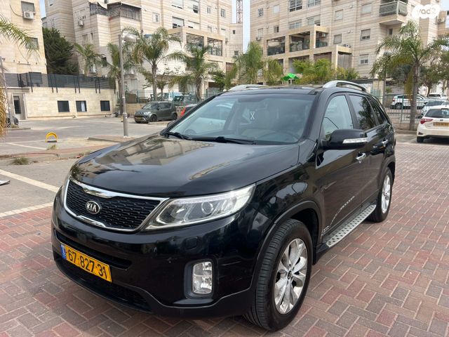 מודעת רכב קיה סורנטו