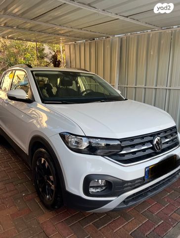 מודעת רכב פולקסווגן T-קרוס