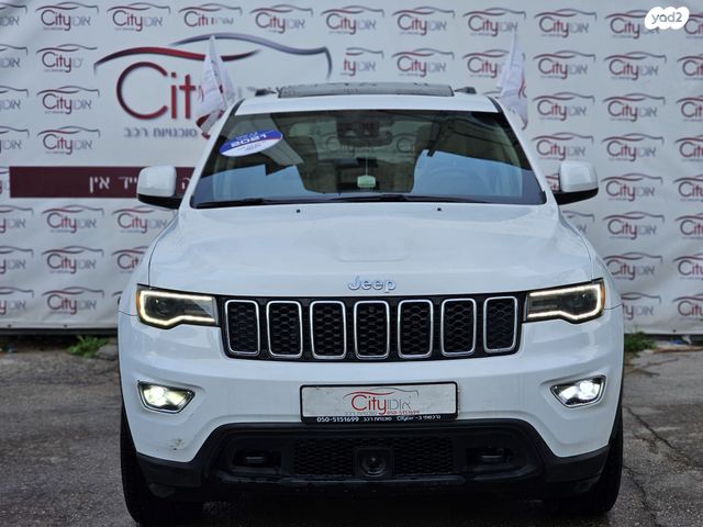 מודעת רכב ג'יפ גרנד צ'ירוקי