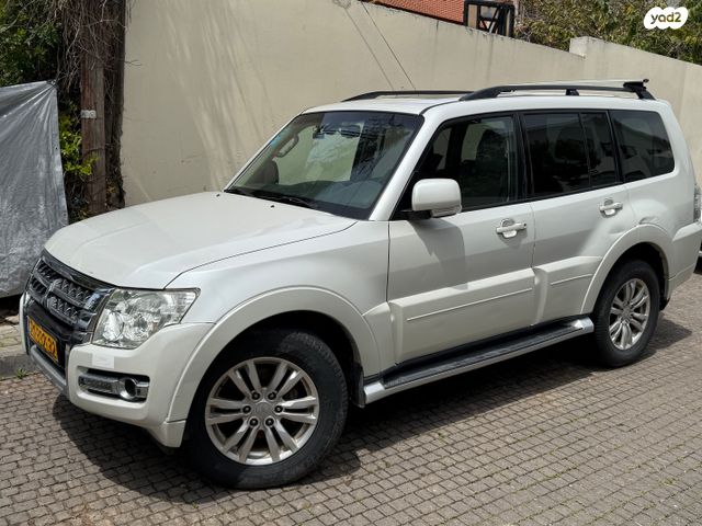 מודעת רכב מיצובישי פג'רו