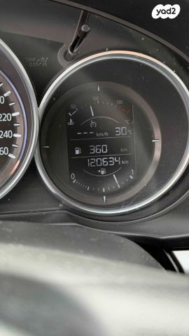 מודעת רכב מאזדה CX-5