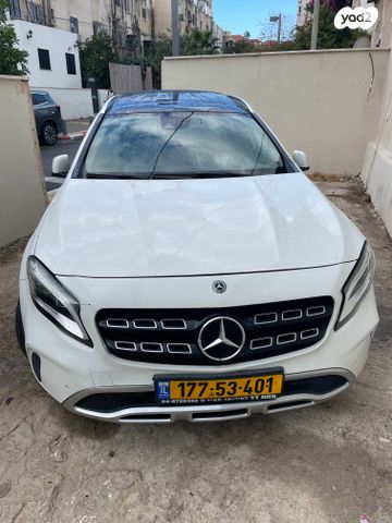 מודעת רכב מרצדס-בנץ GLA