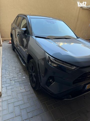 מודעת רכב טויוטה RAV4