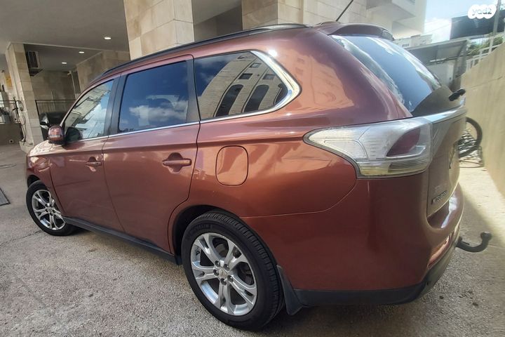 מודעת רכב מיצובישי אאוטלנדר