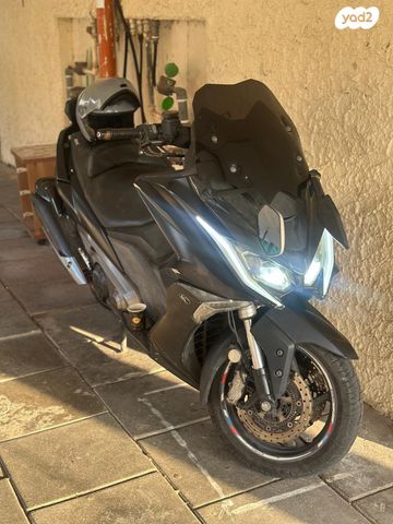 מודעת רכב קימקו AK 550