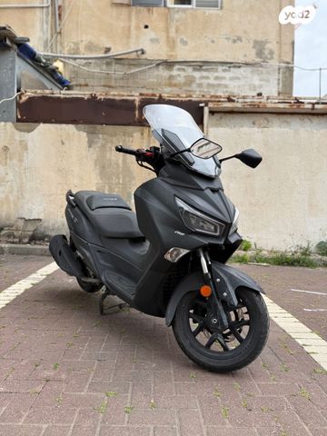 מודעת רכב סאן יאנג ג'וי-מקס Z-250