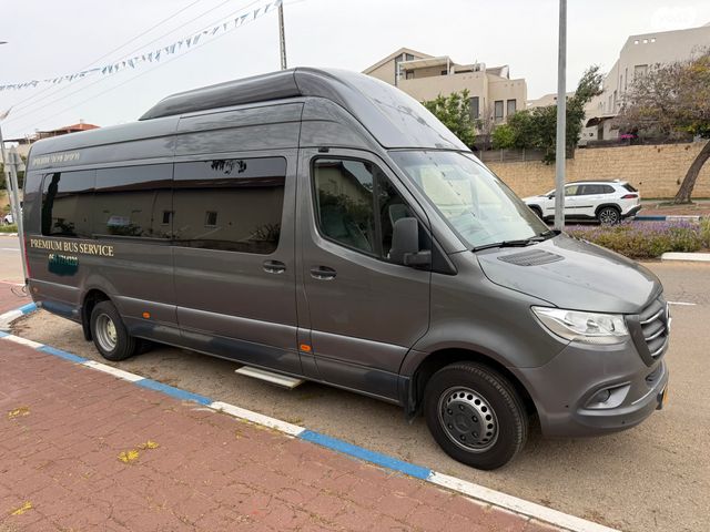 מודעת רכב מיניבוסים ורכבי הסעות