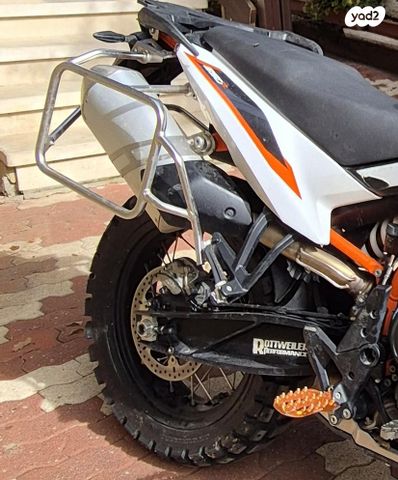 feedItemObj.data.row_1