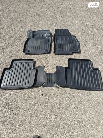 feedItemObj.data.row_1