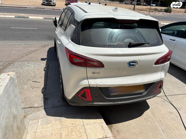 מודעת רכב ג'י.איי.סי GE3