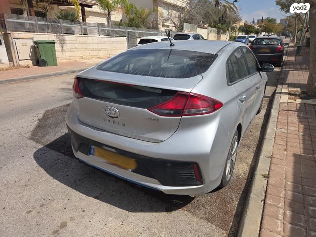 מודעת רכב יונדאי איוניק