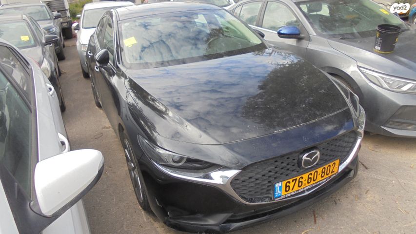 מודעת רכב מאזדה 3