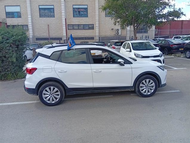 מודעת רכב סיאט ארונה 1