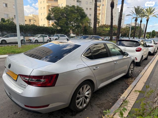 מודעת רכב סקודה סופרב 1