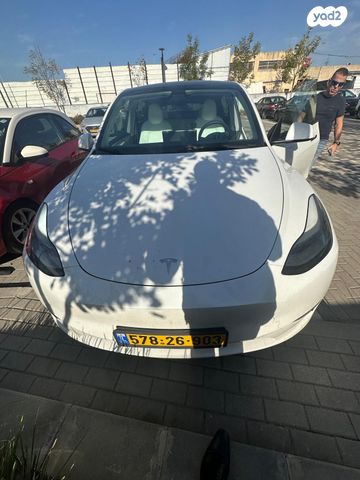 מודעת רכב טסלה מודל Y