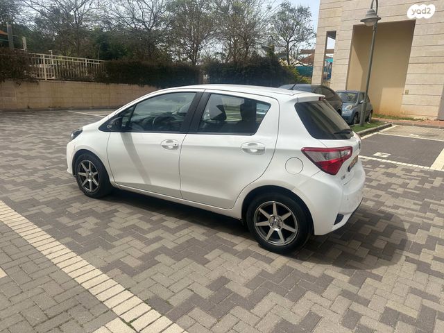 מודעת רכב טויוטה יאריס