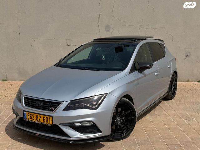 מודעת רכב סיאט לאון