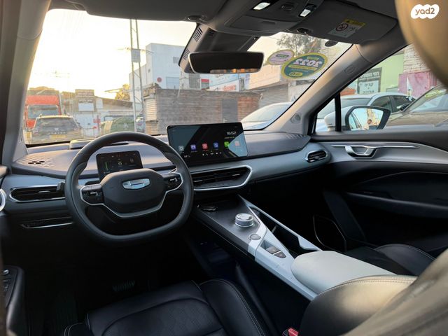 מודעת רכב ג׳ילי Geometry C 2