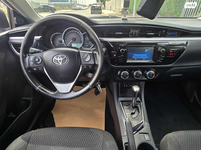 מודעת רכב טויוטה קורולה