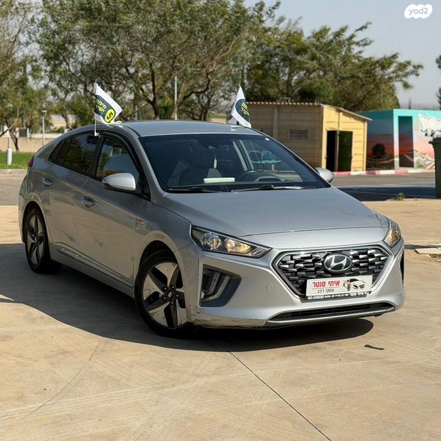 מודעת רכב יונדאי איוניק